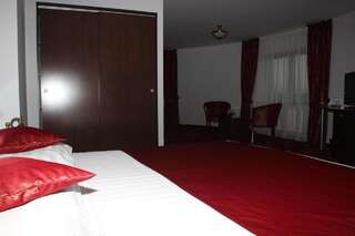 Отель Hotel Royal 2 Urziceni-5